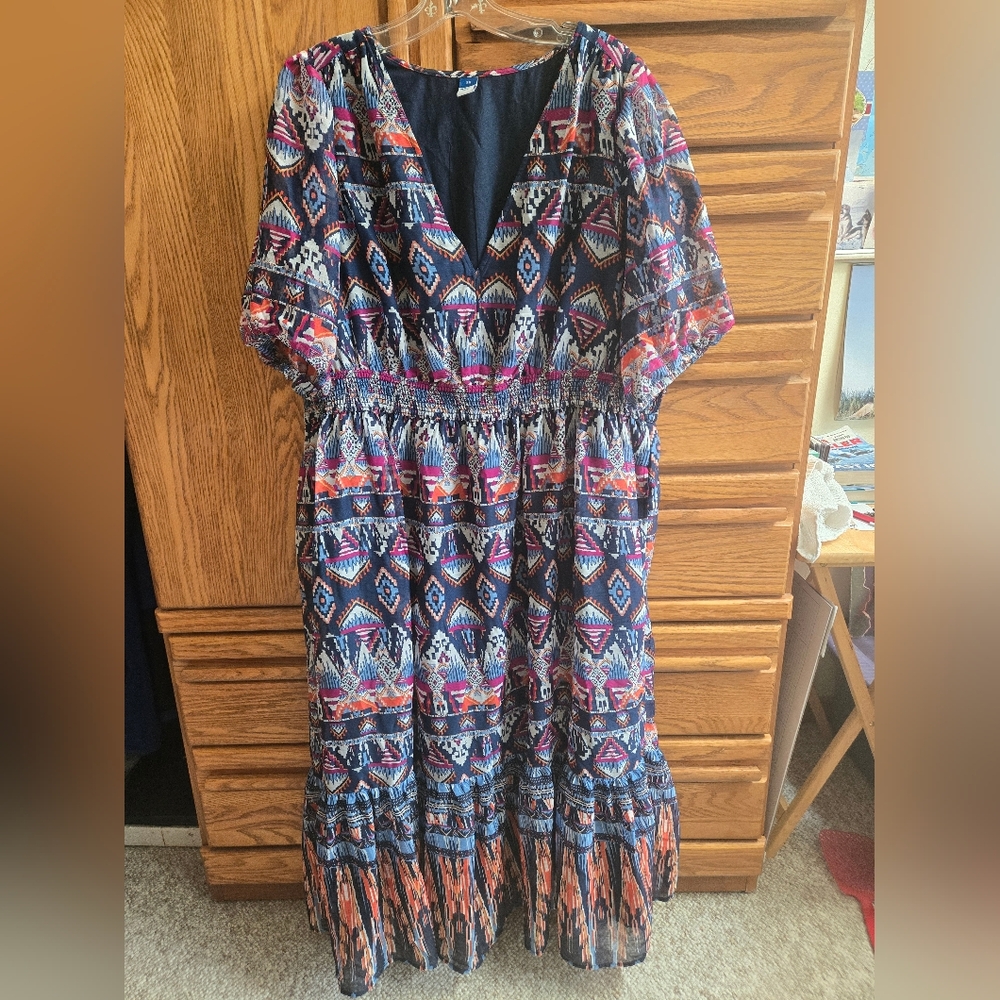 Old Navy Blue Aztec Boho VNeck Short Sleeve Ruffled Tiered Smocked Dress 2X Pkts